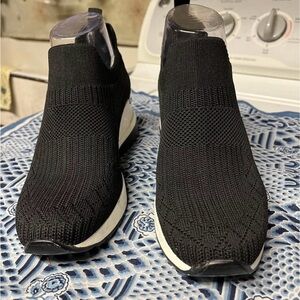 Dr. Scholl's Black Knit Slip-On Sneakers